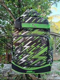 (Category: ) located in . Submitted by gomothriftstore (Listing ID 1446149397, Image 1). Description: .