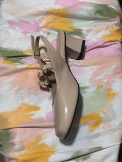 (Category: ) located in . Submitted by bingbongdantes (Listing ID 1446119335, Image 1). Description: .