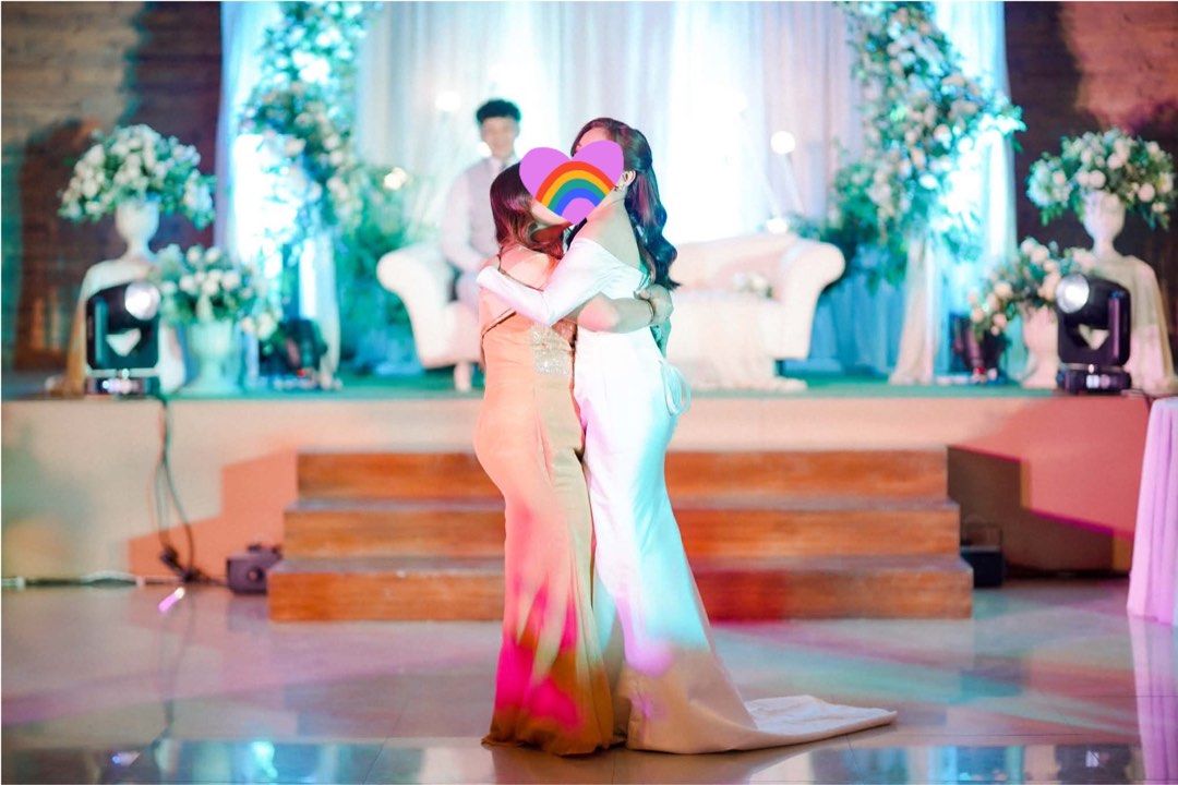 Off-Shoulder Wedding Reception Dress with Train (Category: Evening dresses & gowns) located in Makati City. Submitted by elohenceee (Listing ID 1446057434, Image 3). Description: - off-shoulder wedding gown - Features long sleeves - Elegant flowing train - Worn only once for a wedding ceremony and reception - Carefully preserved and ready for its next bride - With Slit - custom made .