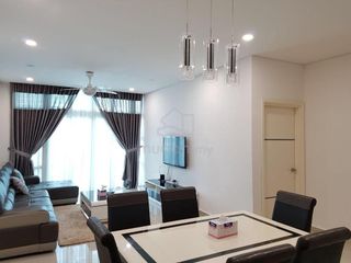 (Category: ) located in . Submitted by 166151169 (Listing ID 1444846699, Image 1). Description: .