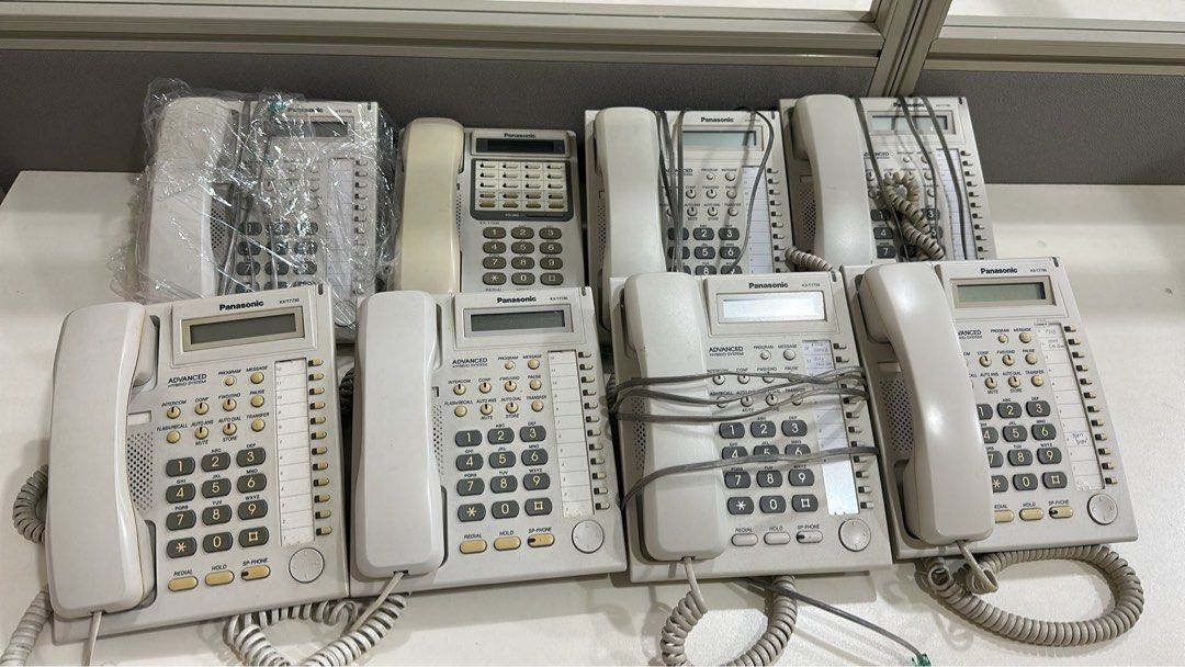 Panasonic KX-T7730 Digital Telephone System Phones (Set of 8)