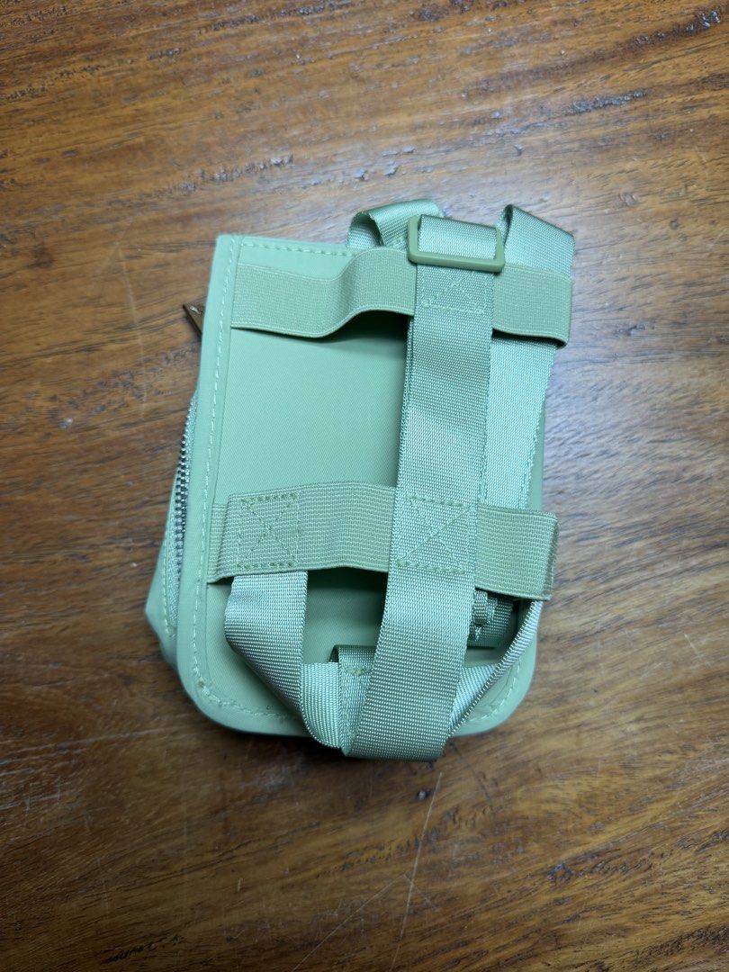 Paper Bunny Bottle Buddy (Category: Cross-body Bags) located in Quezon City. Submitted by monsdeclutter (Listing ID 1446030441, Image 3). Description: Color: Gloss Pea Authentic, got thru pasabuy from SG Removed tags but never been used Current SRP 1850 MOP: Gcash MOD: SDD (grab/lalamove) or GGX Note: Strictly payment first before shipping SDD booked by buyer SF shouldered by buyer.