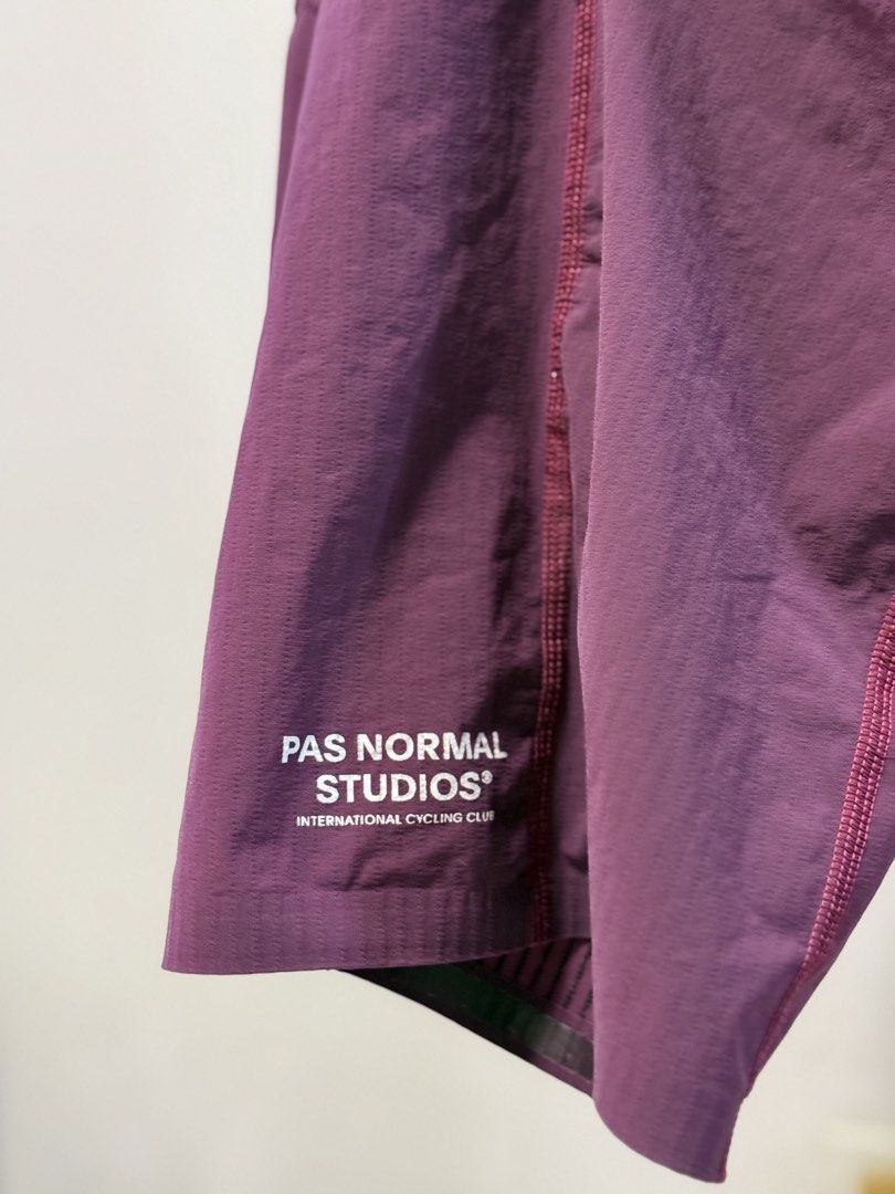Pas Normal Studios Solitude Bib Shorts Burgundy Size L (Category: Activewear) located in Caloocan City. Submitted by thebikebin (Listing ID 1446037252, Image 1). Description: - Pas Normal Studios bib shorts - Color: Burgundy - Branding: Solitude - Size: L - Material: High-quality - Ideal for cycling - Ready for your next ride.