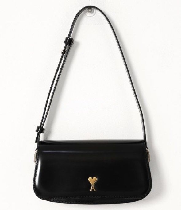 Pasabuy! Ami Paris Paris Shoulder Bag (Category: Luxury Bags & Wallets) located in Quezon City. Submitted by everybit (Listing ID 1446062384, Image 1). Description: - Brand new and Authentic (Will be bought directly from Stores) - Inclusions: Receipt, Dust Bag, and Tags in tact (I provide everything) - ETA: 4-5 weeks - Only 50% downpayment, remaining will be settled once item is in PH - Super steal price! Note: All of the items posted are subject