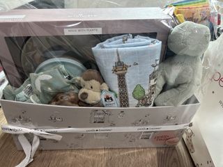 （分類：）位於 。 由 maldives17 提交（商品編號 1446017304，圖片 1）。簡介： 。