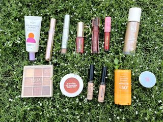 (Category: ) located in . Submitted by kat_declutter (Listing ID 1446132141, Image 1). Description: .