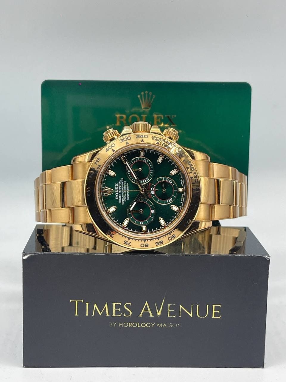 Preowned Discontinued 2020 Sep Rolex Daytona Yellow Gold John Mayer “Green" (Category: Watches) located in Singapore. Submitted by timesavenuesg (Listing ID 1446094805, Image 1). Description: Find out about our authentication process and what sets us apart: https://horologymaison.com/why-choose-us/ **With applied protective film, With White Tag** Model number: 116508 Dial Color: Green Case size: 40mm Case material: Yellow Gold Movement type: Auto