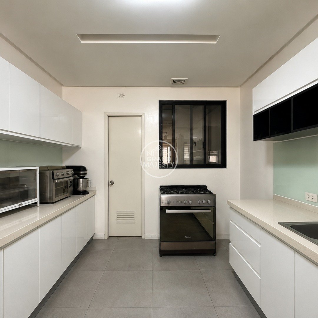 (Category: ) located in . Submitted by jefflock (Listing ID 1318875405, Image 1). Description: .