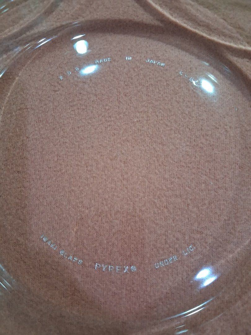 Pyrex Glass wares - 8 pcs (Category: Dinnerware & Cutlery) located in Pasig City. Submitted by stelala19 (Listing ID 1445994637, Image 2). Description: Assorted Pyrex glass wares consisting of: 3pcs 9.5in diameter pie plate 1pc 10in diameter pie plate 1pc 11in diameter pie plate 3pcs bowl Shpg c/o buyer MOP: GCash BPI BDO Location: Pasig City P1,800.