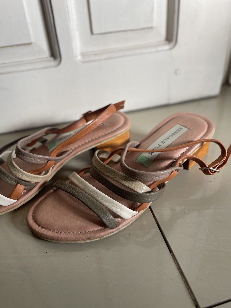 Renegade Folk Heels (Category: Flats & Sandals) located in Santa Rosa. Submitted by jaleendlal (Listing ID 1446021194, Image 3). Description: Can fit size 9 to 10 😊.