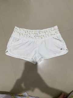 (Category: ) located in . Submitted by annyeongsayongtanan (Listing ID 1446070633, Image 1). Description: .