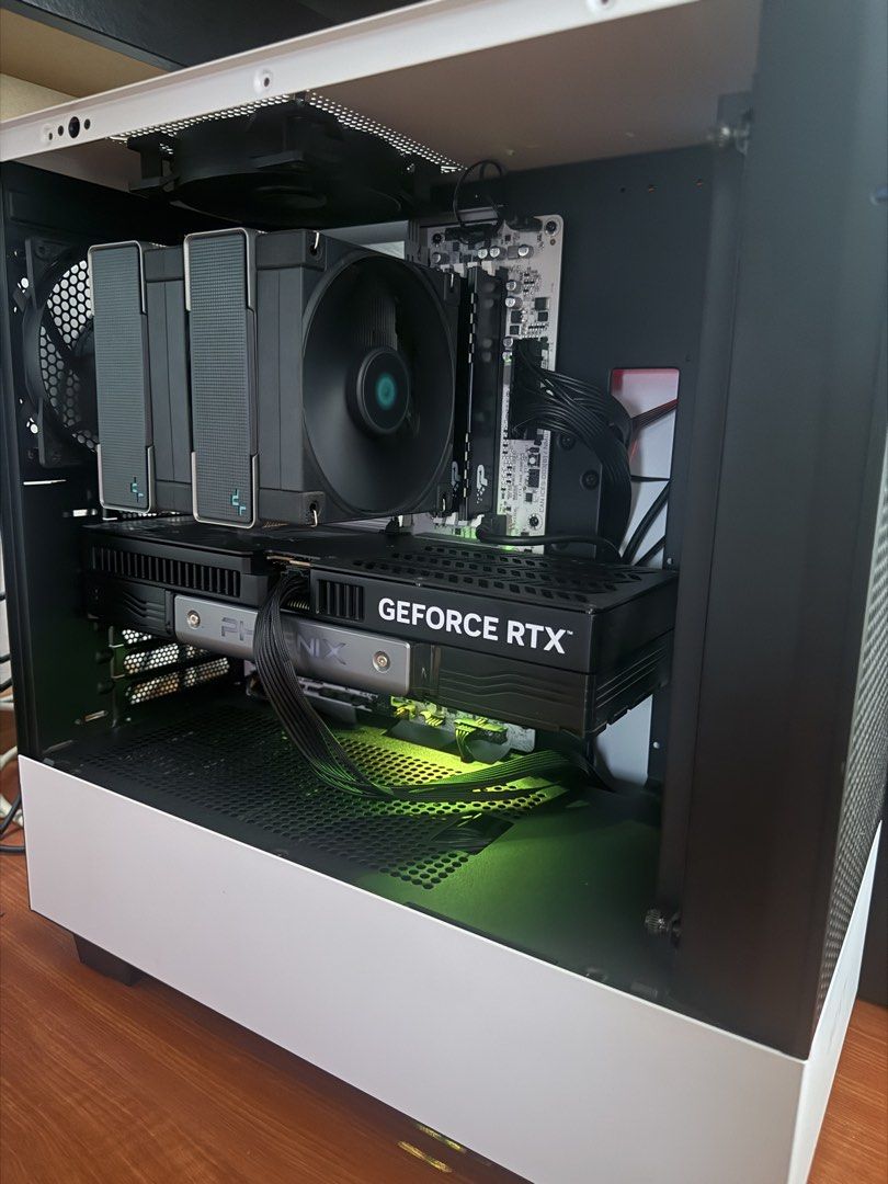 RTX 5080 + 9800X3D Custom Gaming PC