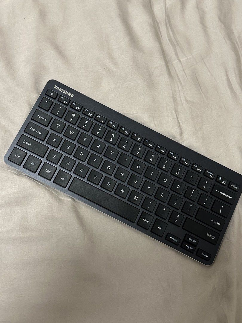 Samsung bluetooth keyboard EE-BT550492989664325816322