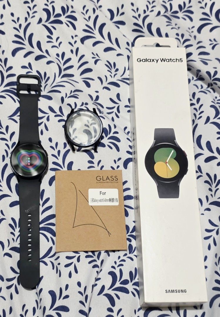 Samsung Galaxy Watch5 40mm (Category: Wearables & Smart Watches) located in Malolos. Submitted by candyproj (Listing ID 1446090712, Image 1). Description: Samsung Galaxy Watch5 features a graphite-colored case and a matching silicone strap. Model: Samsung Galaxy Watch5Color: GraphiteFeatures: Bluetooth capability and health tracking sensors The Samsung Galaxy Watch5 is built on Google's Wear OS platform, unlocking access to a massive library of d