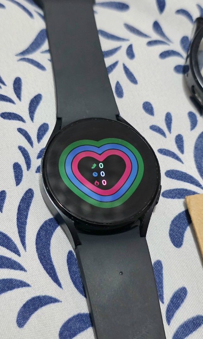 Samsung Galaxy Watch5 40mm (Category: Wearables & Smart Watches) located in Malolos. Submitted by candyproj (Listing ID 1446090712, Image 3). Description: Samsung Galaxy Watch5 features a graphite-colored case and a matching silicone strap. Model: Samsung Galaxy Watch5Color: GraphiteFeatures: Bluetooth capability and health tracking sensors The Samsung Galaxy Watch5 is built on Google's Wear OS platform, unlocking access to a massive library of d