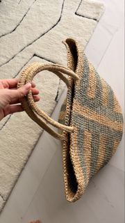 (Category: ) located in . Submitted by moondance (Listing ID 1446022691, Image 1). Description: .