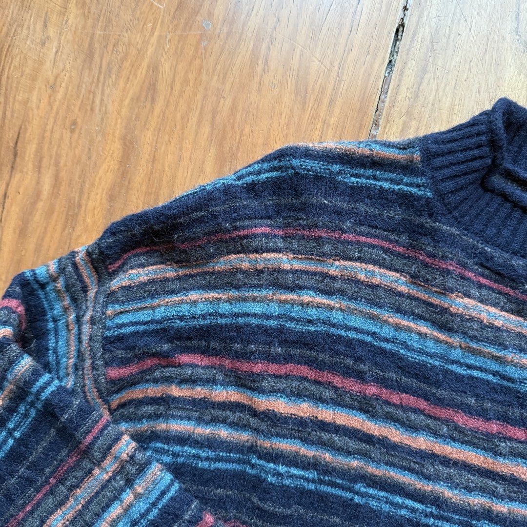 Soft Knit Stripes (Category: Longsleeves) located in Rizal. Submitted by rocellle (Listing ID 1446038613, Image 2). Description: • Cropped Mockneck • Fabric is soft • Pretty striped pattern .