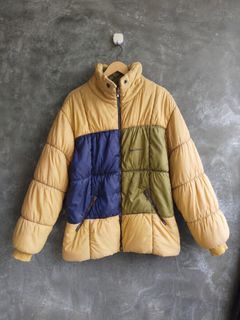 (Category: ) located in . Submitted by canadafashiondepot (Listing ID 1446000230, Image 1). Description: .