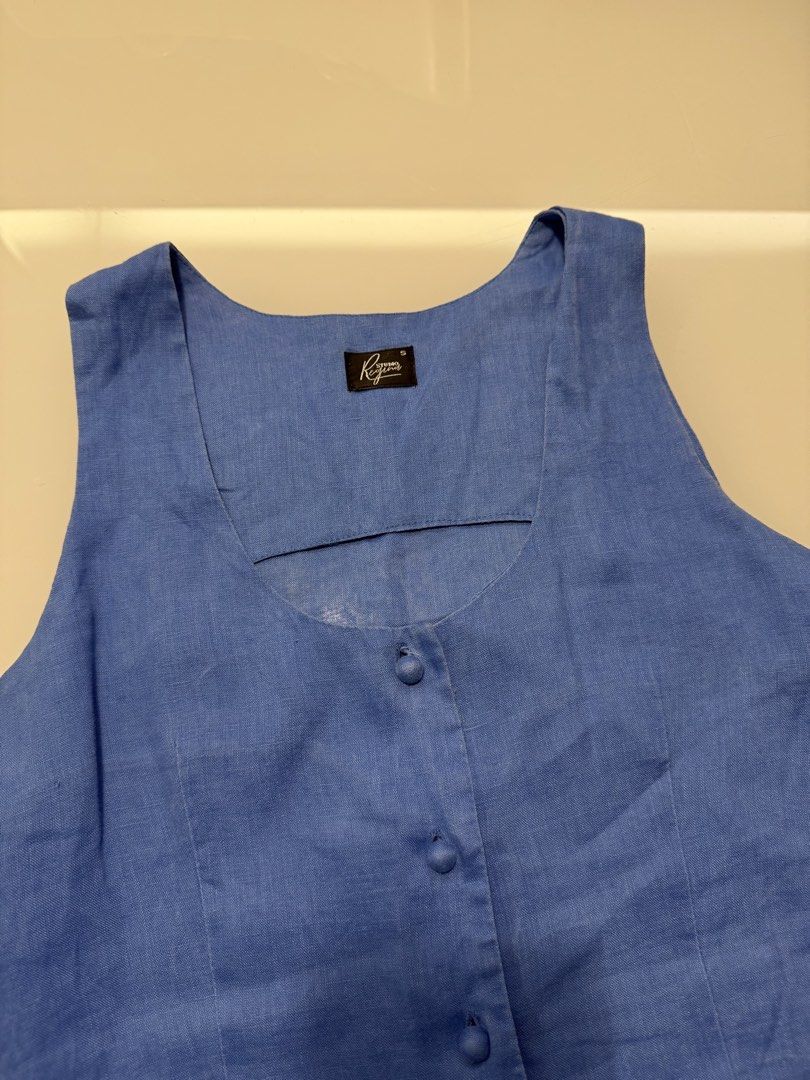 Studio Regina Linen Top (Category: Sleeveless) located in Makati City. Submitted by shopbb (Listing ID 1446083540, Image 2). Description: Studio Regina linen top Size Small (fits 32-33 bust).