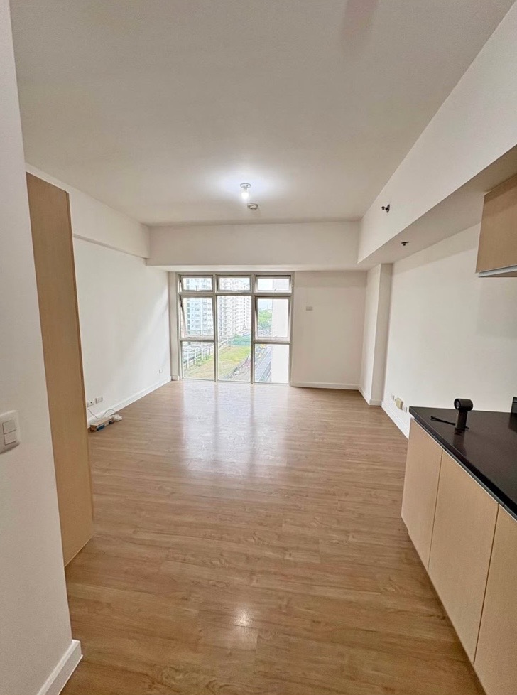 (Category: ) located in . Submitted by camillesiscar.realestate (Listing ID 1446071912, Image 1). Description: .