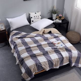 (Category: ) located in . Submitted by steadymart_sg (Listing ID 1446000094, Image 1). Description: .