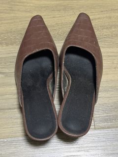 (Category: ) located in . Submitted by sgshopper15 (Listing ID 1446000692, Image 1). Description: .