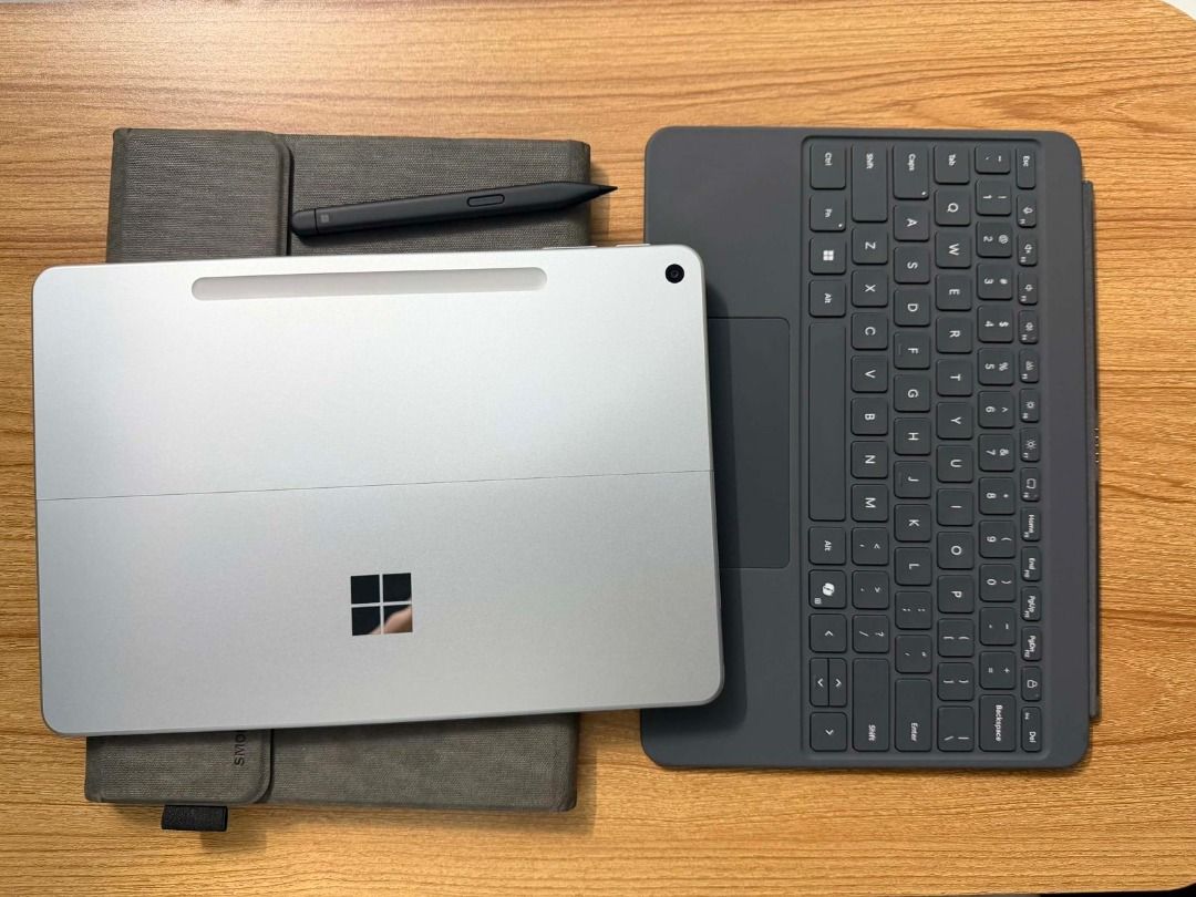 Surface Pro (Copilot+ PC) 12" 16GB/256GB Platinum Full Box Set with Keyboard & Slim Pen