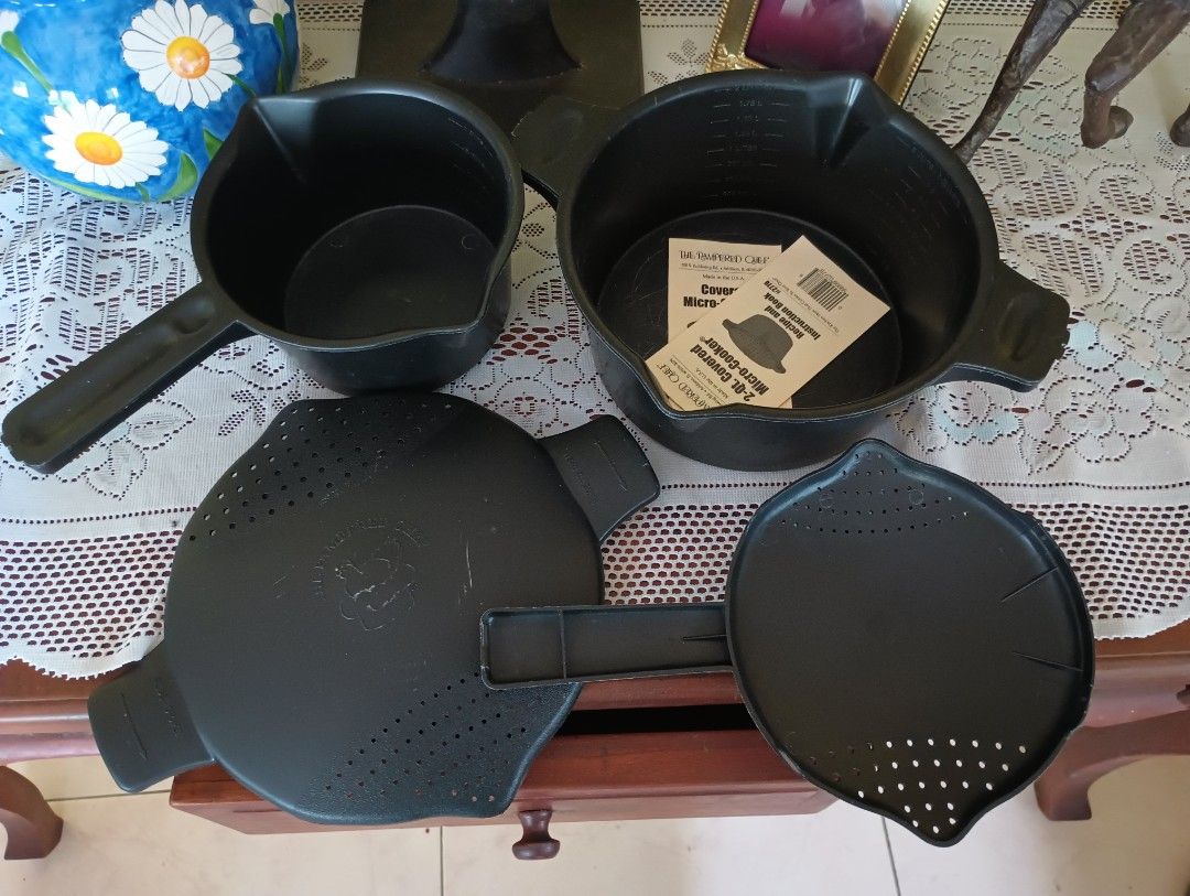 The Pampered Chef Micro Cooker (Category: Cookware & Accessories) located in Las Pinas. Submitted by preloved_manila (Listing ID 1446032977, Image 3). Description: Made in USA.