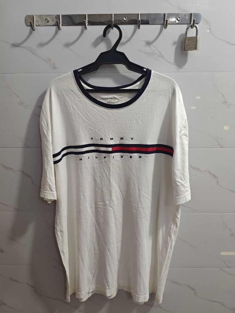 Tommy Hilfiger Classic Men Tshirt (Category: Tshirts & Polo Shirts ) located in Baguio. Submitted by cool_chic (Listing ID 1446032212, Image 1). Description: Tommy Hilfiger Classic Men Tshirt Color Rate 9.5/10 Flaw Minimal Yellow Stain Embroidered Logo Complete Tags Cotton Tela Machine Washed Size 2XL To 3XL Dimes 25 Width 32 Length Price P259.