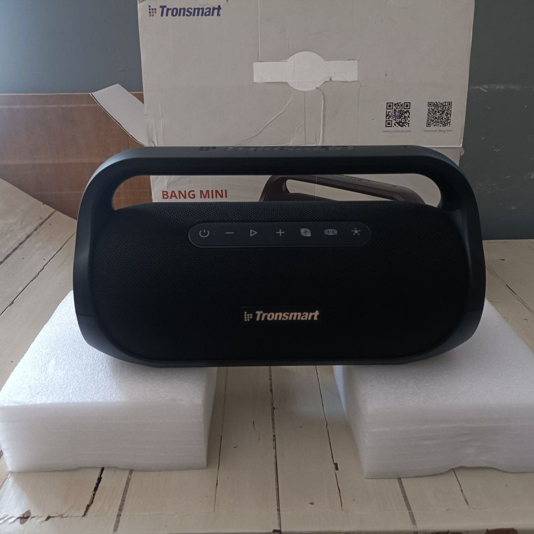Tronsmart Bang Mini 50W Portable Party Speaker Bluetooth (Category: Soundbars, Speakers & Amplifiers) located in Las Pinas. Submitted by rcp123 (Listing ID 1446076161, Image 2). Description: - Tronsmart Bang Mini Portable Party Speaker - Powerful 50W SoundPulse Audio - Seamless Bluetooth Connectivity - Waterproof Design for Any Adventure - Ideal for Parties and Outdoor Gatherings.