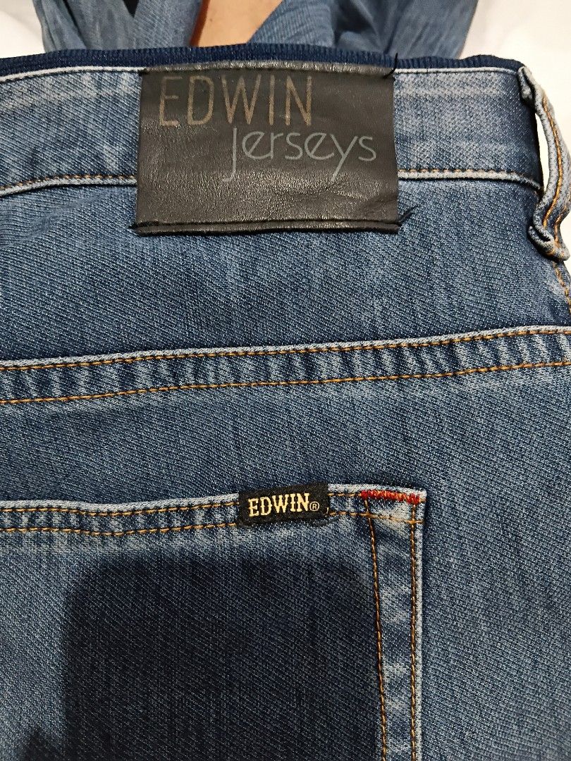 VINTAGE EDWIN JERSEYS DENIM JEANS W40 L44 (Category: Jeans) located in General Mariano Alvarez. Submitted by adonid (Listing ID 1445995273, Image 3). Description: VINTAGE EDWIN JERSEYS DENIM JEANS ORIGINAL VINTAGE EDWIN JERSEYS DENIM JEANS NORMAL SIGN OF USAGE ONLY NO ISSUE W40 L44.