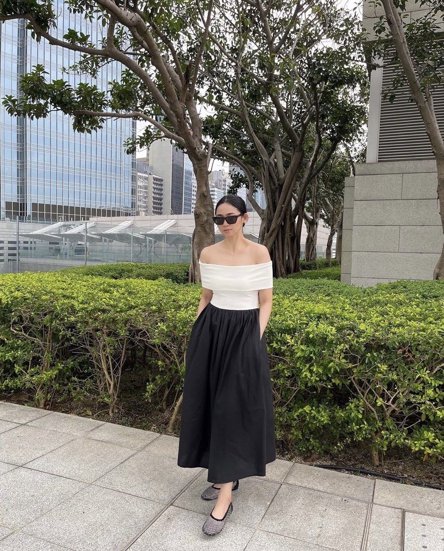 White off shoulder dress (Category: Dresses) located in Paranaque City. Submitted by declutterwithme620 (Listing ID 1446087831, Image 2). Description: Lola and Daisies Samira Contrast Dress Og price: 2950 Selling price: 1800 Washed but never used. .