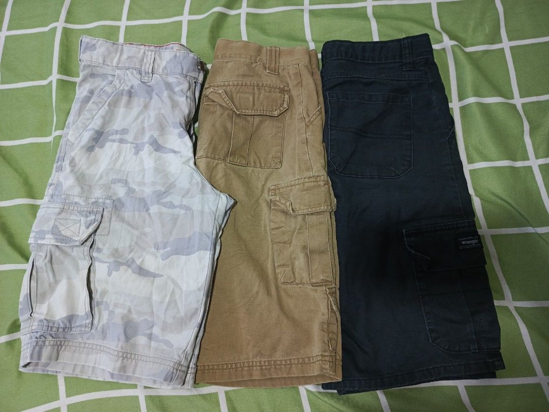 Wrangler, Faded Glory, Mossimo Supply Jorts (Category: Shorts) located in Aloran. Submitted by northerx (Listing ID 1446044705, Image 1). Description: All in Good Condition Color Condition:9/10 299 each if split 250 each aspack DIMES W:26-29 L:21 LO:10.