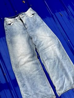 (Category: ) located in . Submitted by nangthrithriftlang (Listing ID 1446046178, Image 1). Description: .