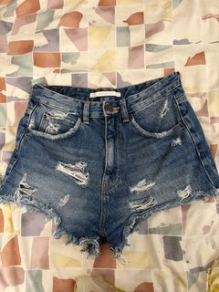(Category: ) located in . Submitted by charmmykitty1 (Listing ID 1445991498, Image 1). Description: .