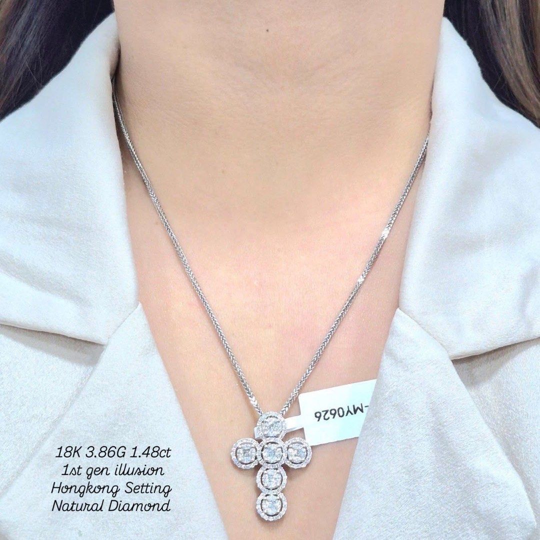 18k Natural Diamond Cross Pendant (Category: Luxury Accessories) located in Pasay City. Submitted by cpb__ (Listing ID 1446165184, Image 2). Description: .