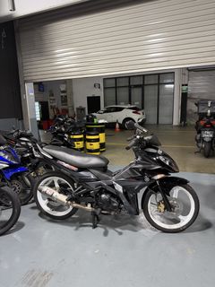 (Category: ) located in . Submitted by feyauto (Listing ID 1446331094, Image 1). Description: .