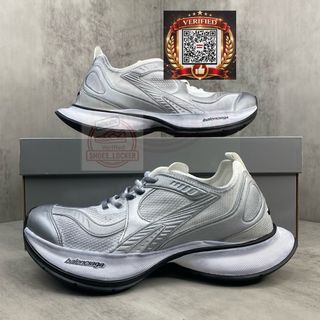 (Category: ) located in . Submitted by shoes.locker (Listing ID 1446254382, Image 1). Description: .