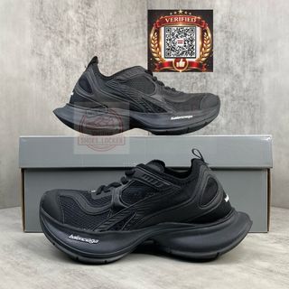 (Category: ) located in . Submitted by shoes.locker (Listing ID 1446255037, Image 1). Description: .