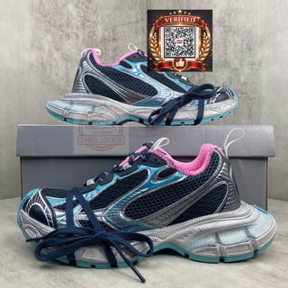 (Category: ) located in . Submitted by shoes.locker (Listing ID 1446201118, Image 1). Description: .