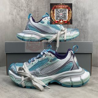 (Category: ) located in . Submitted by shoes.locker (Listing ID 1446213701, Image 1). Description: .