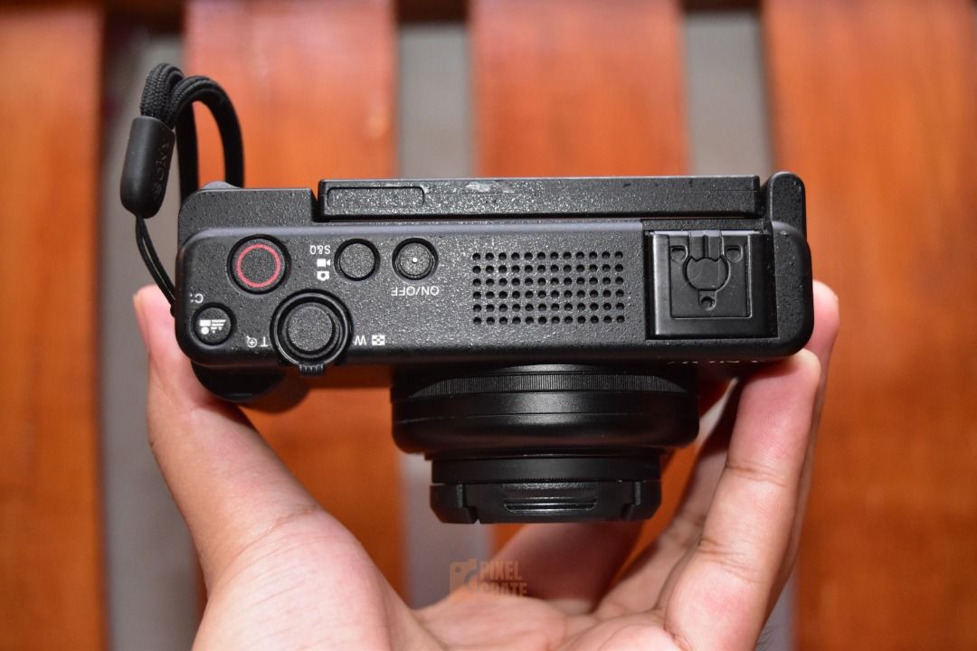 📸 [Sony ZV-1F (Black)] – Good Condition (Category: Cameras) located in Pasig City. Submitted by pixelcrate2 (Listing ID 1446181537, Image 3). Description: "📸 [Sony ZV-1F (Black)] – Good Condition Price: 18k 🧾 Inclusions: (All inclusions in the first pic) ✔️ Sony ZV-1F (tempered glass installed) ✔️ Original battery ✔️ Thirdparty Charger ✔️ Wrist strap ✔️ Replacement lens cap ✔️ 40.5mm UV filter 🛠️ Camera Condition: Physical: 9.2/10 (Good condi