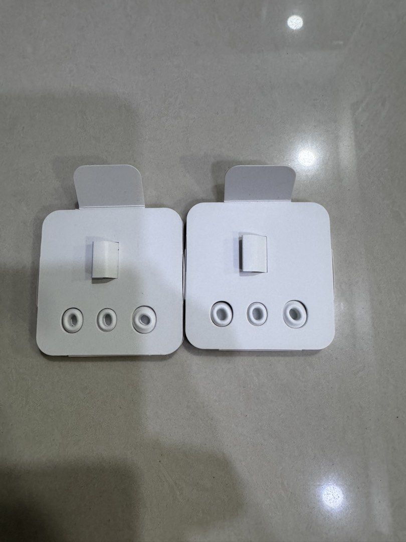 AirPods ear holders