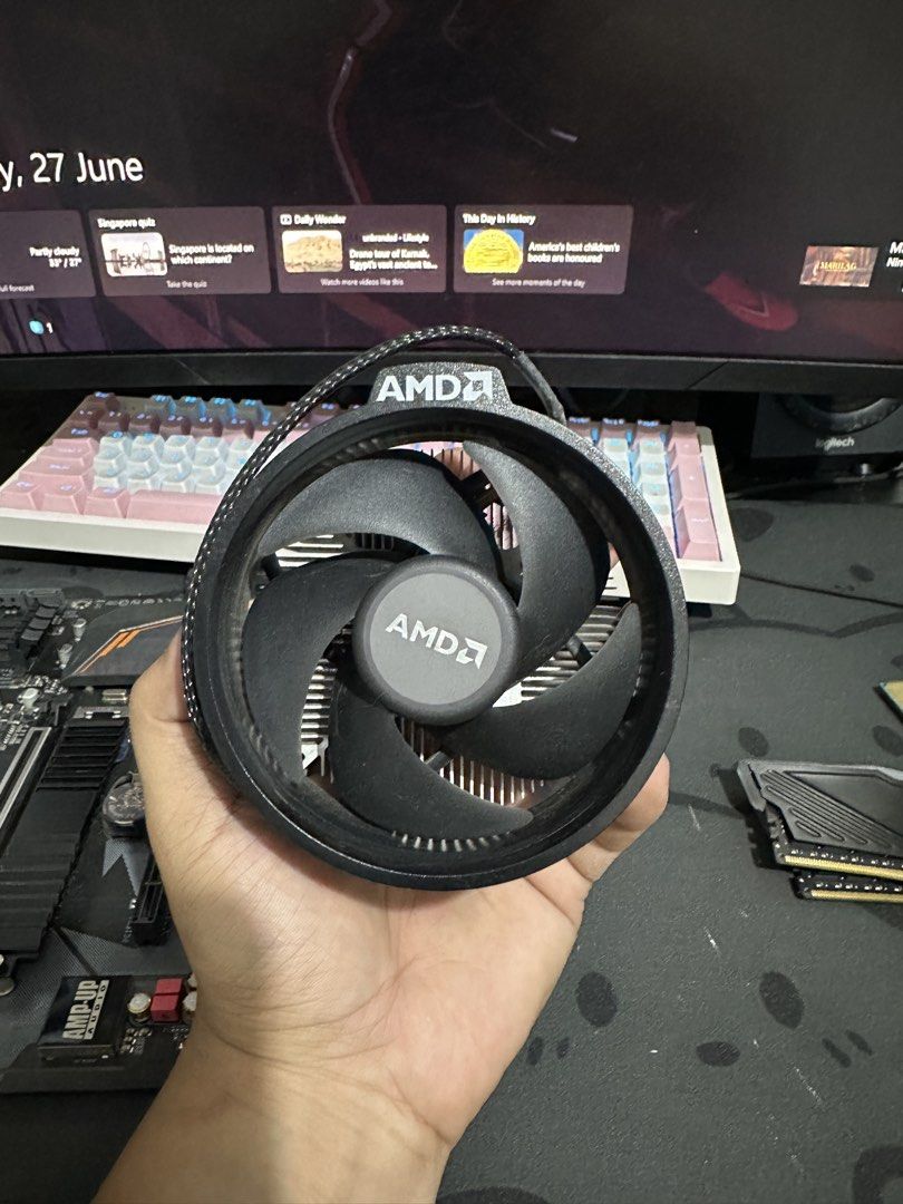 AMD Ryzen 5 2600 CPU with Wraith Stealth Cooler (Category: Computer Parts) located in Valenzuela. Submitted by alas_qwe (Listing ID 1446276009, Image 3). Description: - AMD Ryzen 5 2600 Processor - Includes stock Wraith Stealth Cooler - Cooler has minor thermal paste residue (easily cleaned) - Fully functional and tested, ready for your new PC build Used. No box. Unit only Php 2000.