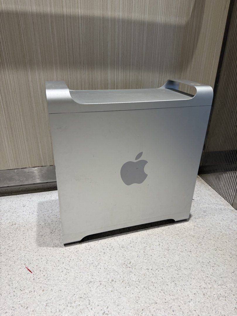 Apple Mac Pro (2009)k493851870715586561