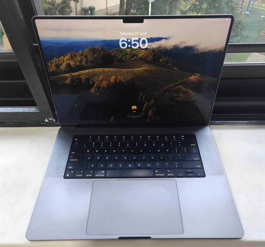 Apple MacBook Pro M1 Max 16-inch 32GB493848798073999361