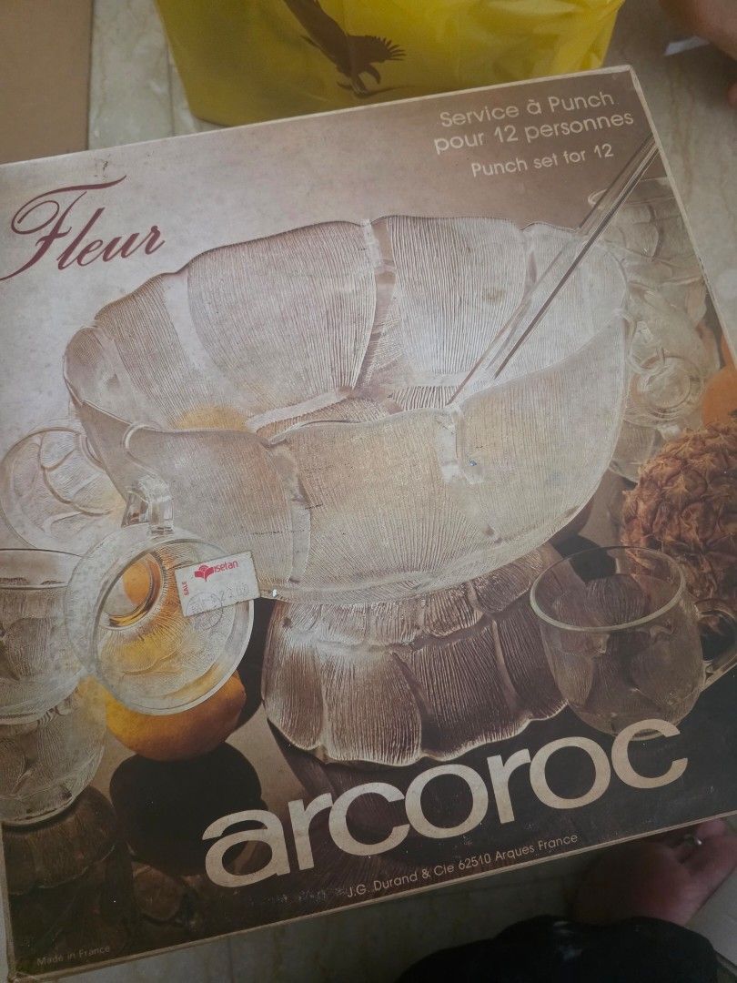 Arcoroc Fleur Punch Set for 12 - 27 Piece