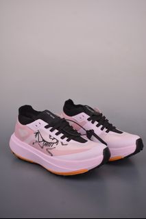 (Category: ) located in . Submitted by outletshoes (Listing ID 1446192250, Image 1). Description: .