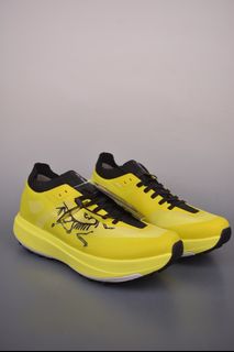(Category: ) located in . Submitted by outletshoes (Listing ID 1446191893, Image 1). Description: .