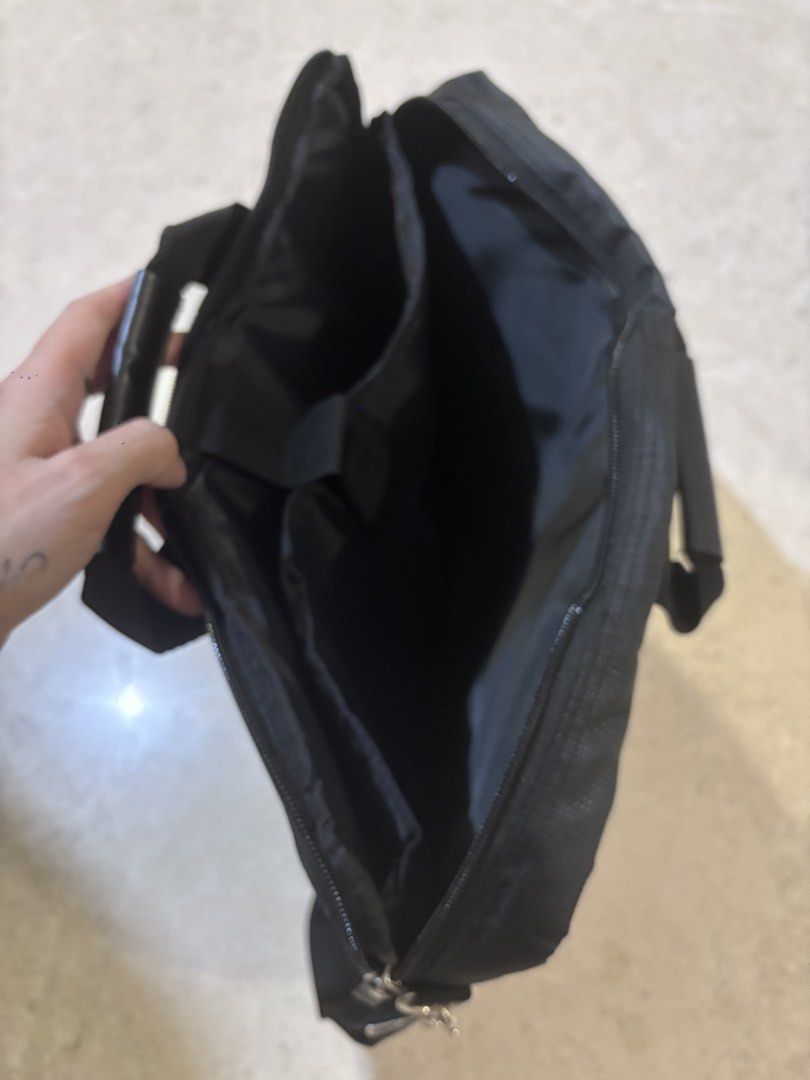 ASUS Black Laptop Bag with Shoulder Strap494004512847319042